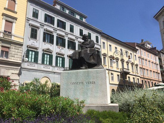 Monumento a Giuseppe Verdi